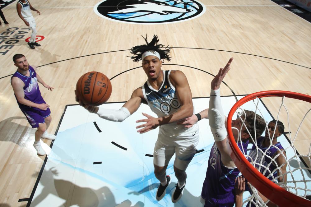 谁能在中场 谁能在中场