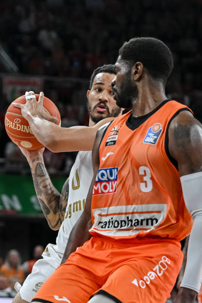 在面对不同 在面对不同