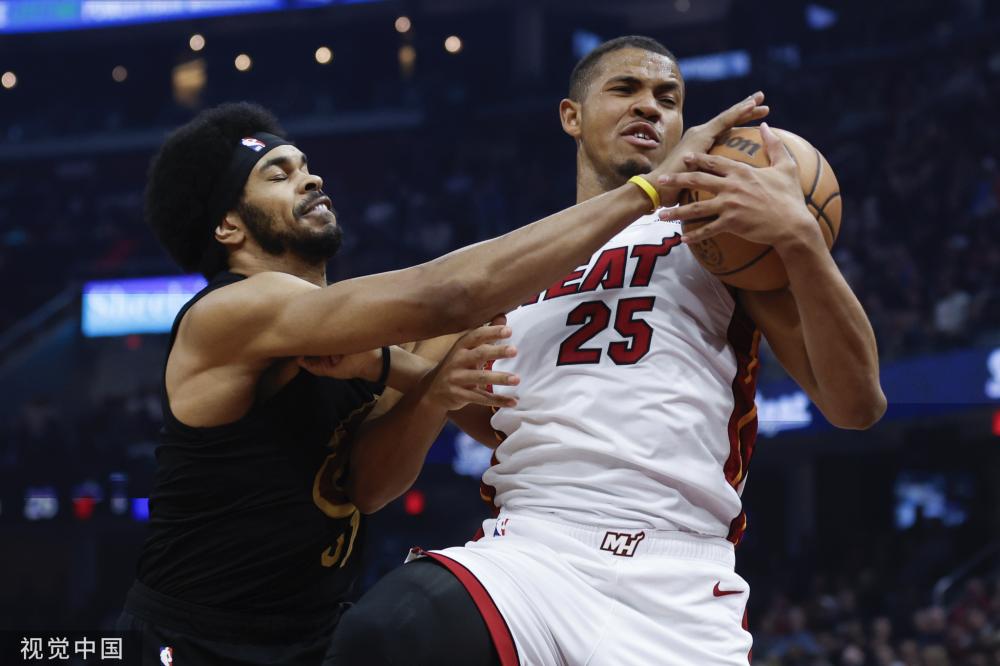 2换1交易官宣！热火送出海史密斯+32年次轮 从篮网换来26年次轮